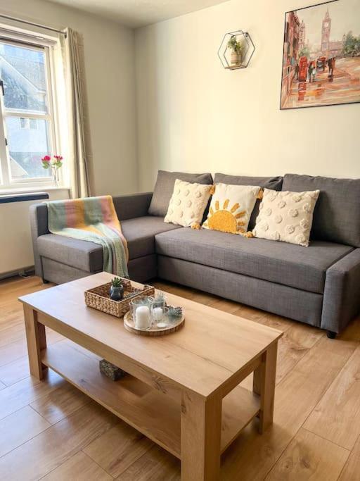 Cosy & Modern Flat In Islington- 15 Minute Walk From Emirates Stadium Daire Londra Dış mekan fotoğraf