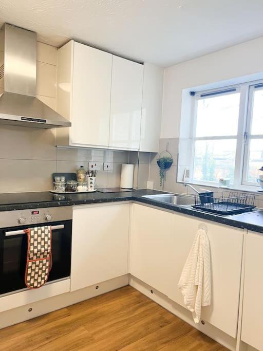 Cosy & Modern Flat In Islington- 15 Minute Walk From Emirates Stadium Daire Londra Dış mekan fotoğraf